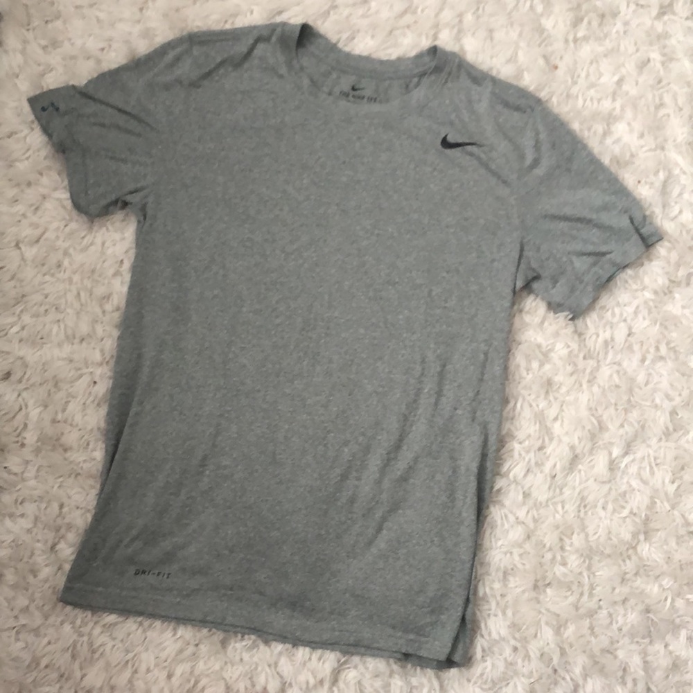 Nike dri-fit tee